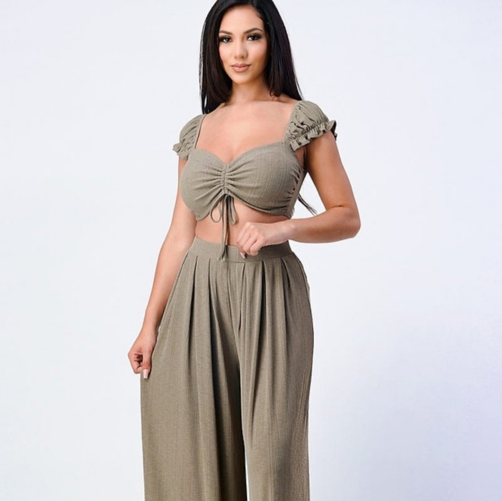 Chic N Comfy Set